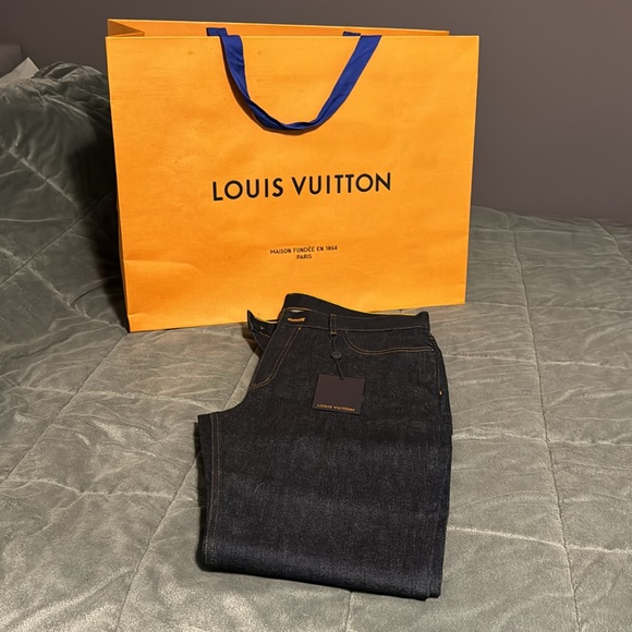 Men’s Authentic Louis Vuitton Jeans Size 38W x 45/46 L - Picture 2 of 13